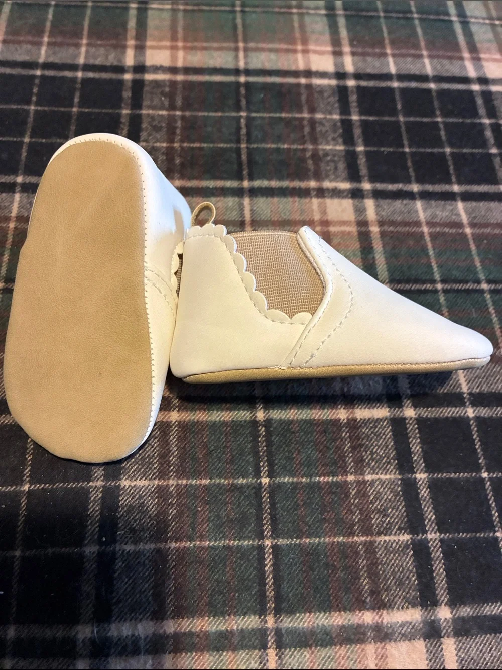 NWOT Carter’s Chelsea Slip-on Boots